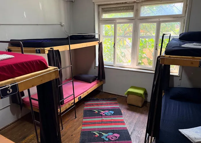 Milingona City Center Hostel Tirana
